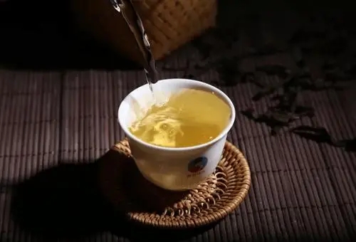 答應(yīng)我 晚飯后喝一杯普洱茶好嗎？