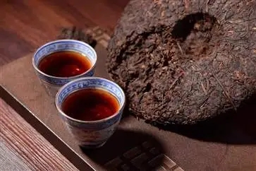 苦、澀味絕不是古樹普洱的霸氣，那也叫懂普洱茶，別逗了！