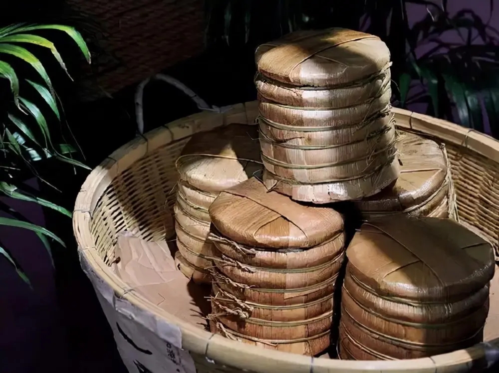 大廠出品”和“小作坊”的普洱茶，哪個(gè)更值得購(gòu)買？