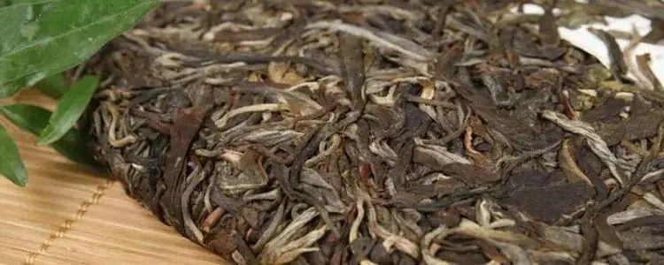 解開普洱茶越陳越香之謎：無倉不成普洱