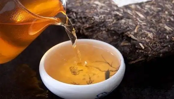 為什么越來(lái)越多人選擇普洱茶！