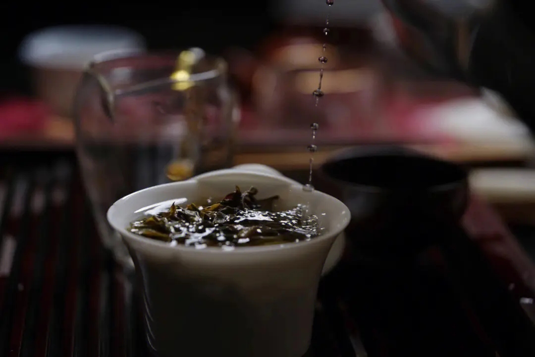 2023年老班章古樹(shù)春茶特點(diǎn)？