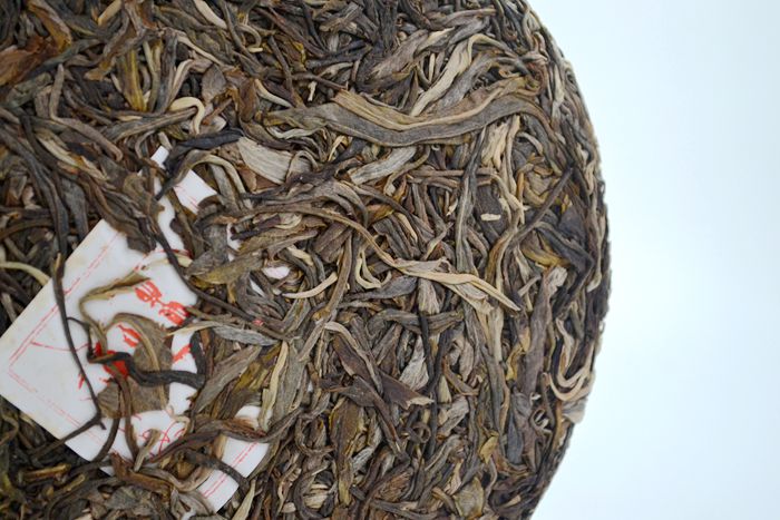 2023年老曼峨古樹(shù)春茶多少錢(qián)一公斤？